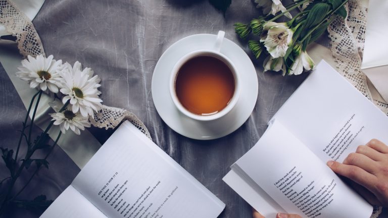 Some Side Effects of Drinking Tea on an Empty StomachÂ