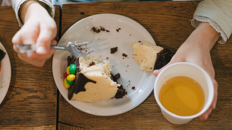 Tips to Help You Prevent Overeating in Winter