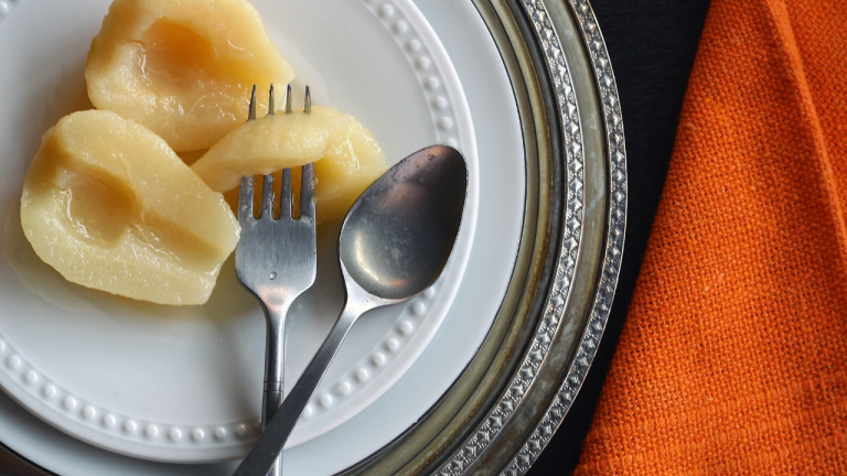 What are the Top 6 Health Benefits of Pears? How Much Pears Quantity is Consumed on a Daily Basis for a Healthy Life?