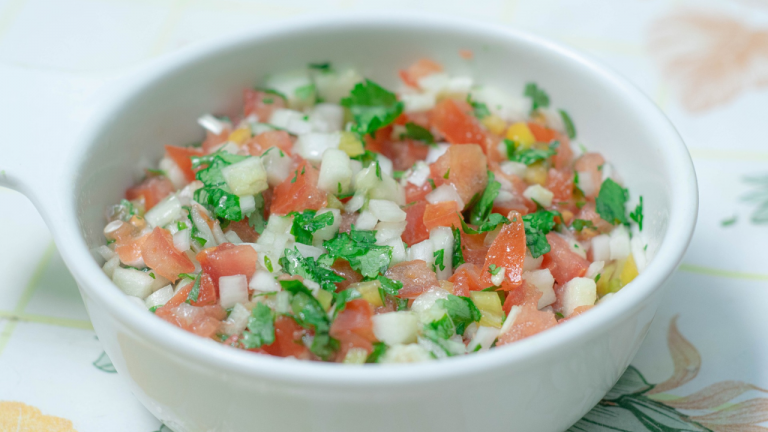 What are the Benefits of Eating Pico de gallo?