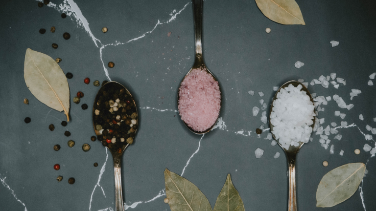 What are the Differences Between Sea Salt and Rock Salt?