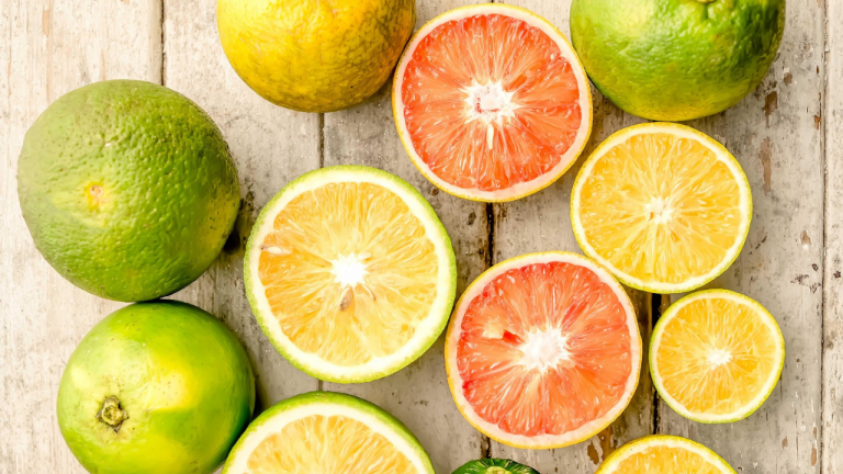 Putting Sugar on White Grapefruit Any Worse Than Eating an Orange?