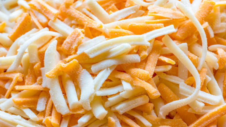 What is the Difference Between Mozzarella and Cheddar Cheese as Far as the Manufacturing Process?