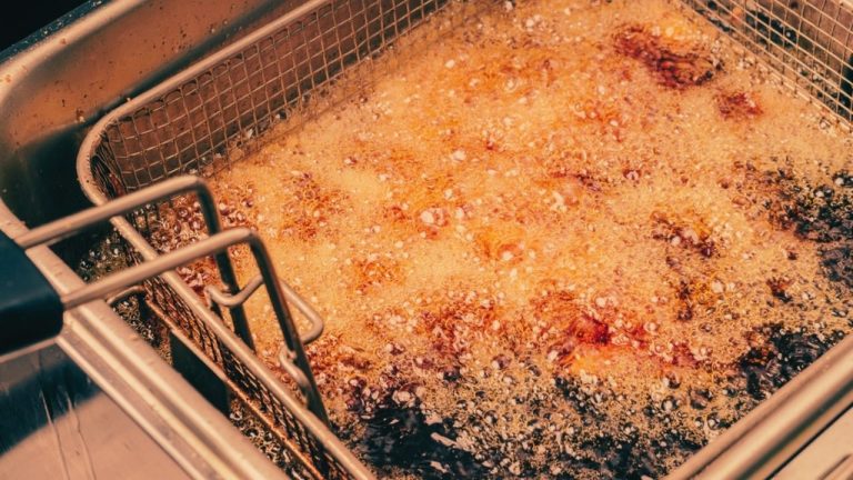 What are Some Effective Methods for Cutting Down on the Consumption of Oily Foods?
