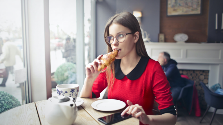 According to Ayurveda, Why Should One Always Eat Food Alone?
