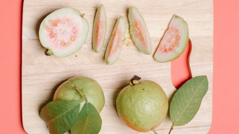 Is Guava a Fruit or a Vegetable? What are its Benefits in Nutrition?