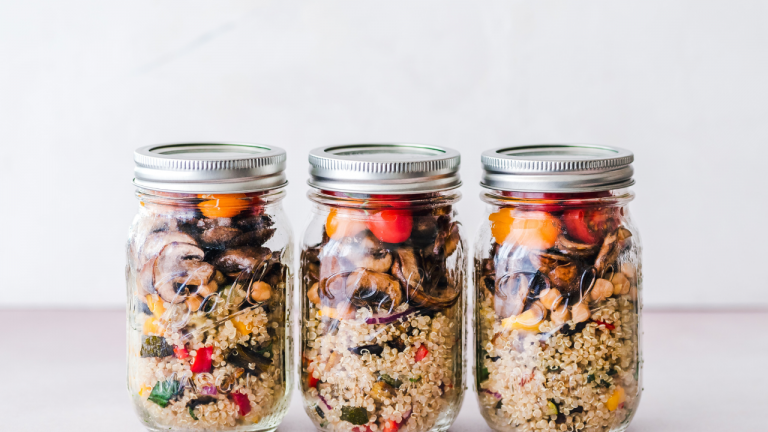 What are Healthy Snacks to Eat at Night?