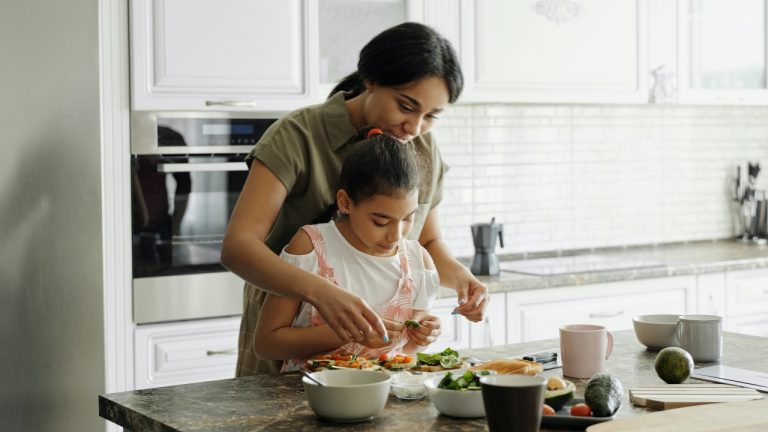 Teaching Children Healthy Eating Habits