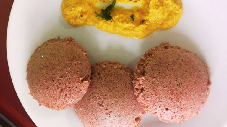 Nutritious Red Rice and Urad Dal Idlis