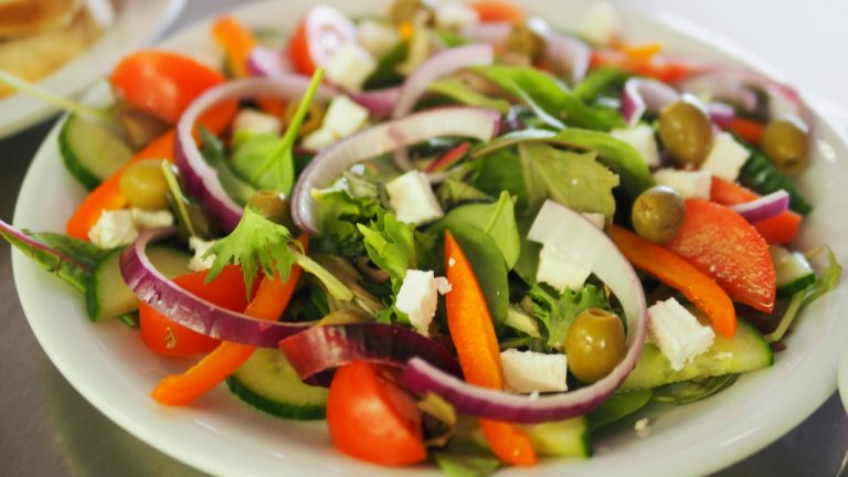 Rainbow Veggie Crunch Salad