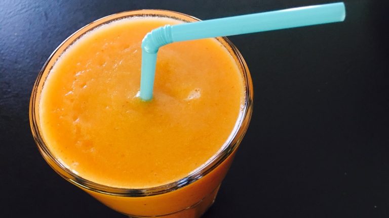 Ginger Carrot Turmeric Smoothie
