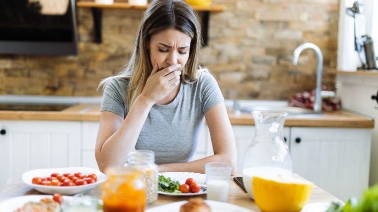 Pain-Free Plate: Spotting Pain Triggers in Your Diet