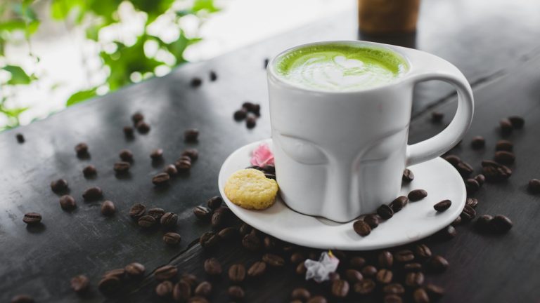 Unlocking the Potential: How Matcha Enhances Brain Function with Antioxidants
