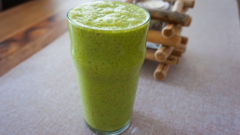 Revitalizing Green Fusion Smoothie