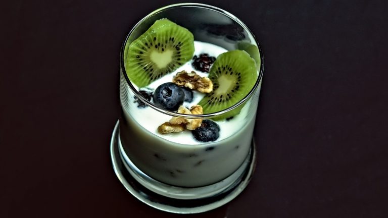 Blueberry Power Greens Smoothie