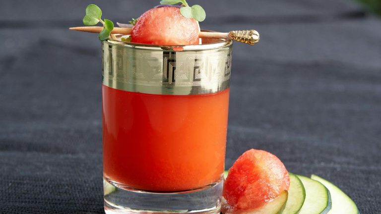 Fresh Tomato Cucumber Juice with Coriander