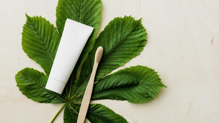 Neem Power Toothpaste: Cavity Fighter & Fresh Breath