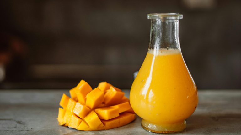 Kefir Smoothie with Mango and Cardamom