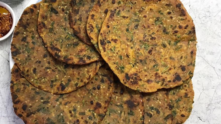 Methi Thepla (Fenugreek Flatbread)