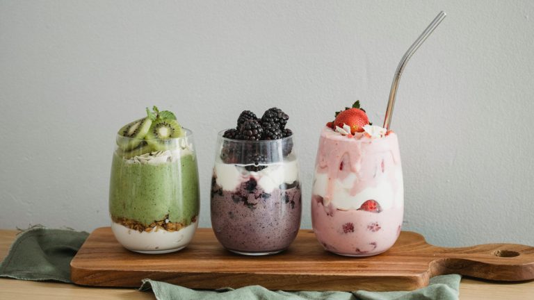 3 Easy Smoothie Recipes for Natural Weight Loss