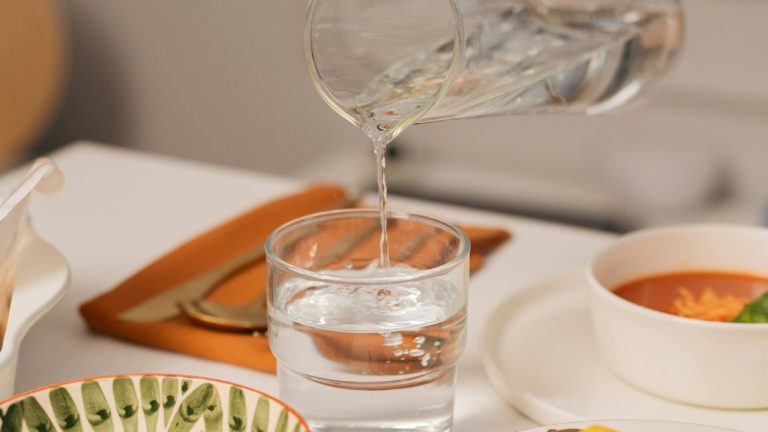 Stay Hydrated During Ramadan: Tips to Drink More Water Between Iftar and Suhoor